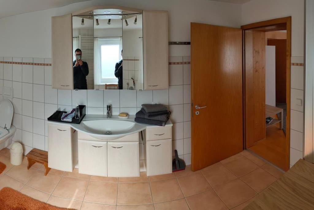 Zentrale & Ruhige Ferienwohnung Moessingen Exterior photo